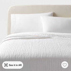 Elegant White Bedding Set